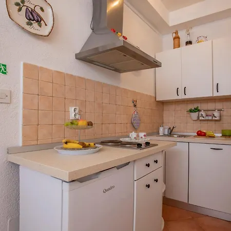 アパート Aldo Sea View *